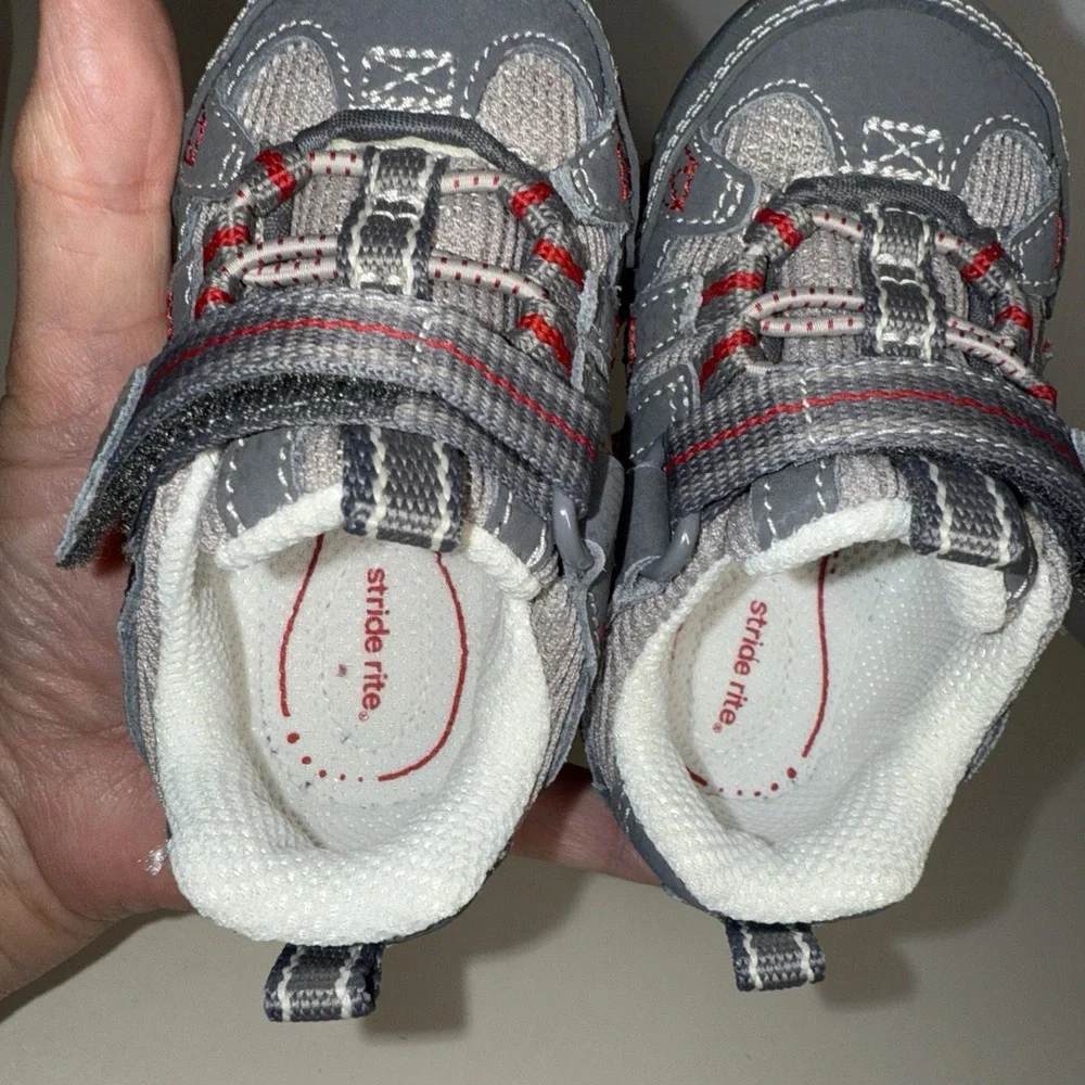 Stride Rite Boys Sneaker Shoes Size 4 M  Style BB52917 Gray Infant Toddler